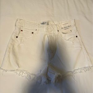 Abercrombie & Fitch High Rise Mom Shorts - White - Size 29/8 - New With Tags